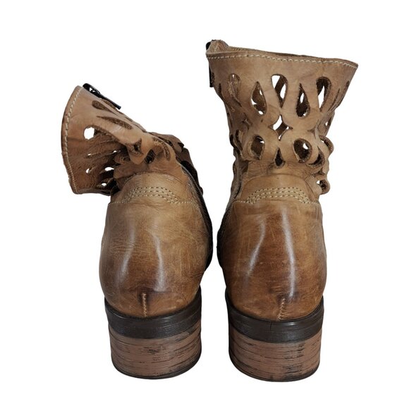 Dromedaris Kenza Leather Heel Cutout Chelsea Boots Size 38 US 7.5-8 Zipper Beige - Picture 5 of 13